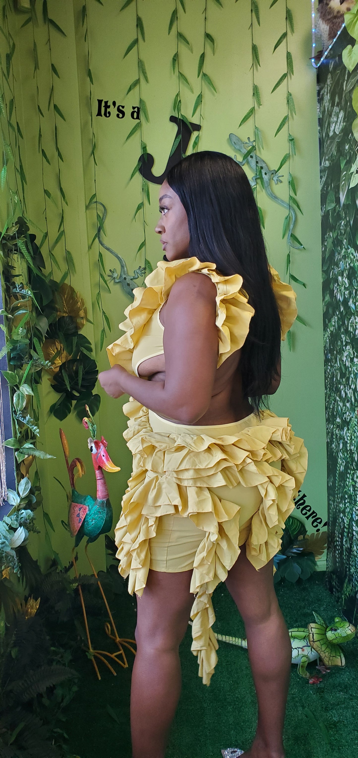 SALE ITEM/ Ruffle Me Dress